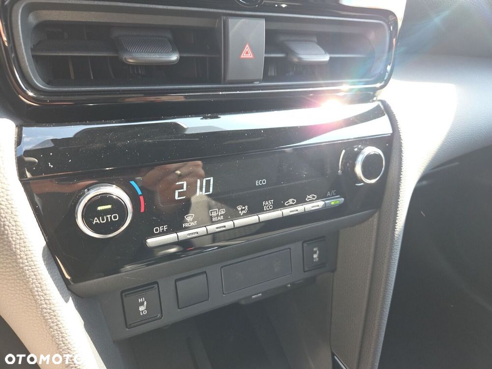 Toyota Yaris Cross Hybrid 1.5 Style - 24