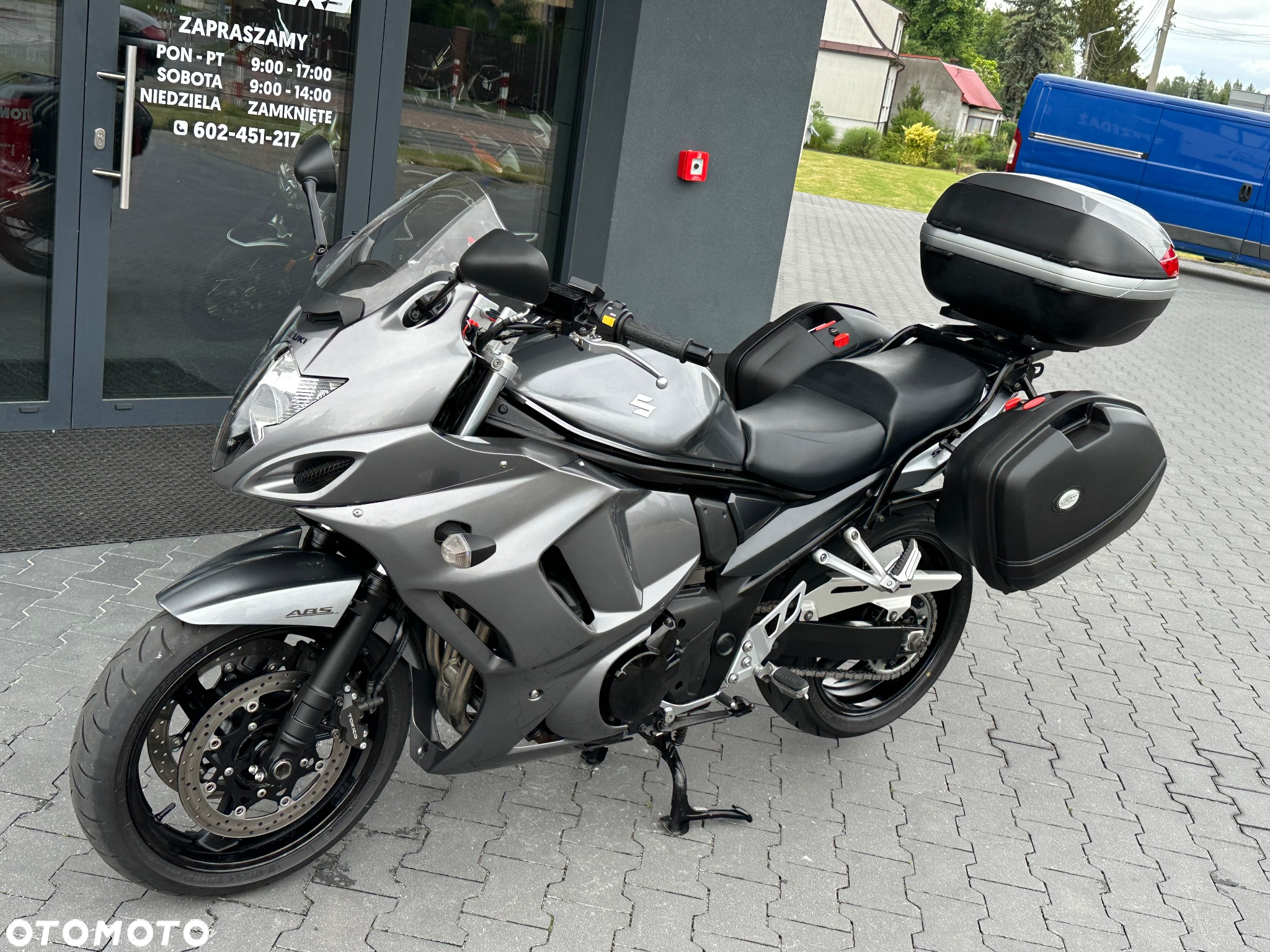 Suzuki GSX - 25