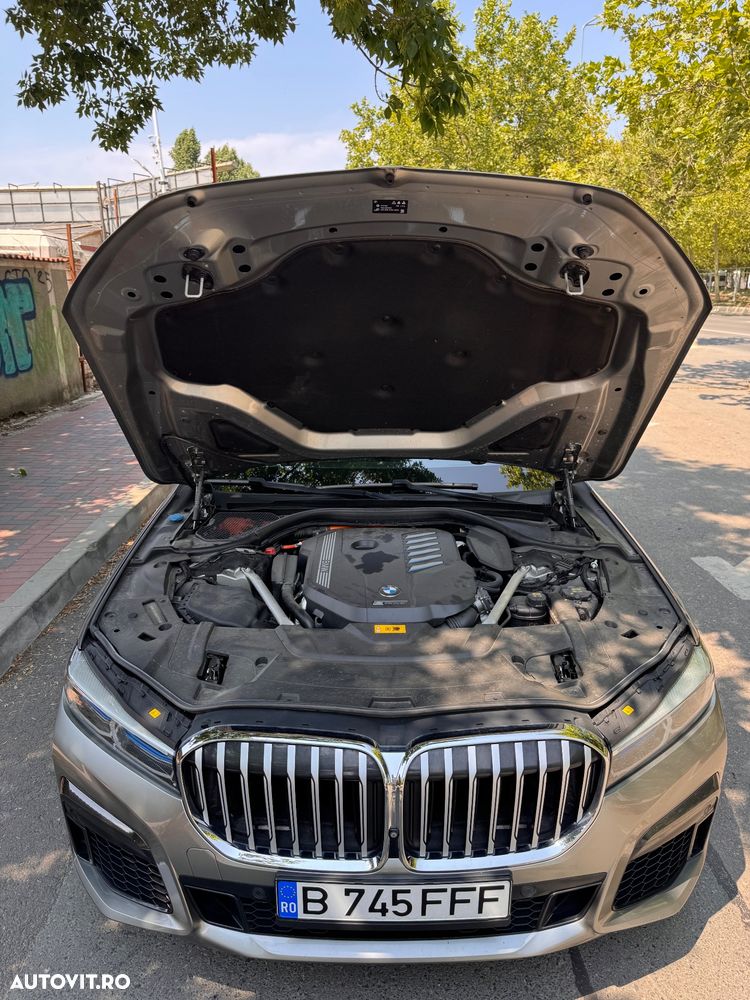 BMW Seria 7 - 8