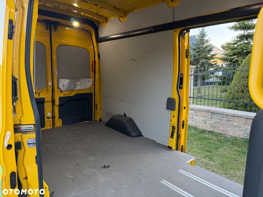 Ford TRANSIT E-TRANSIT - 23