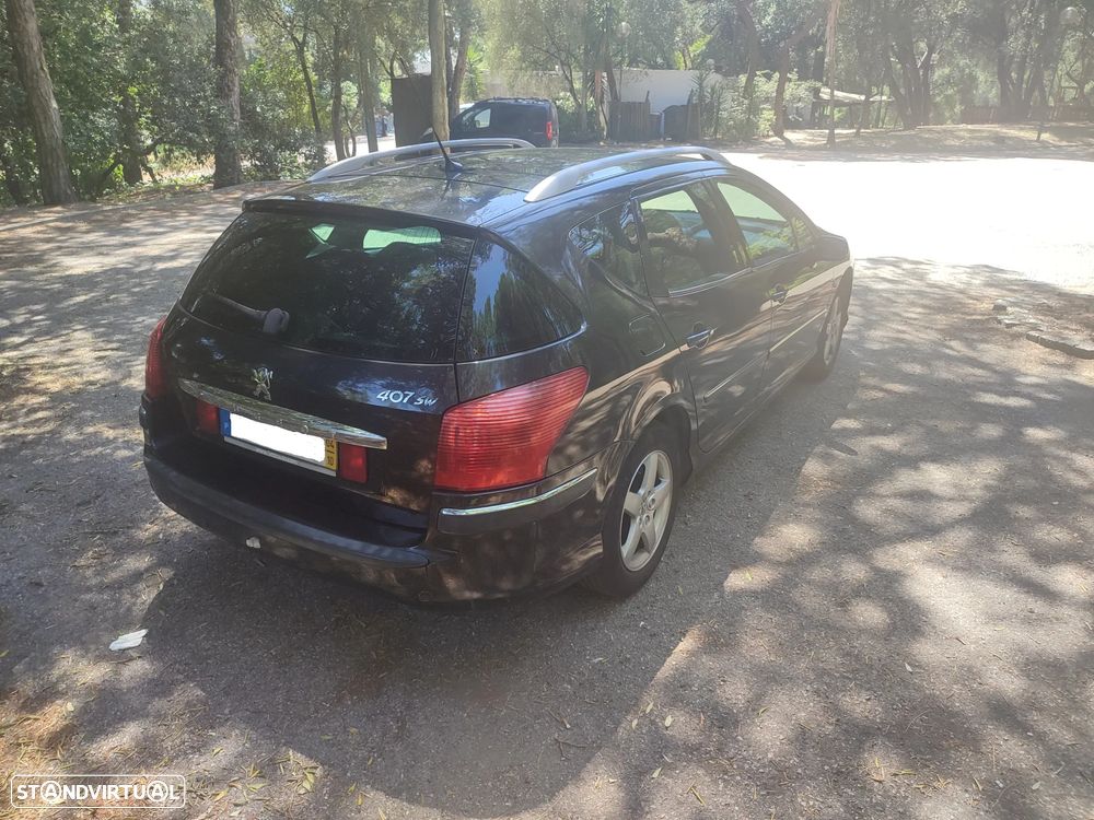 Peugeot 407 SW 1.6 HDi Executive FAP - 11