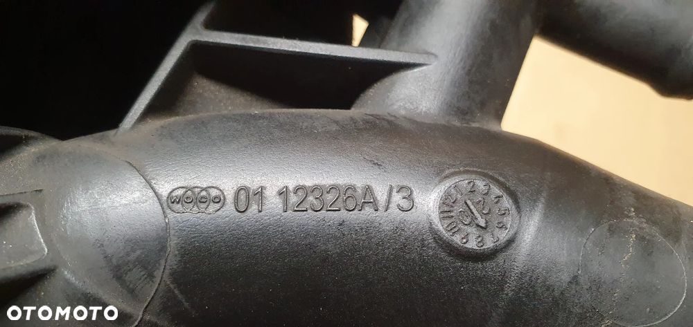 Króciec wody płynu obudowa termostatu Opel Zafira C 1.4 Turbo - 6