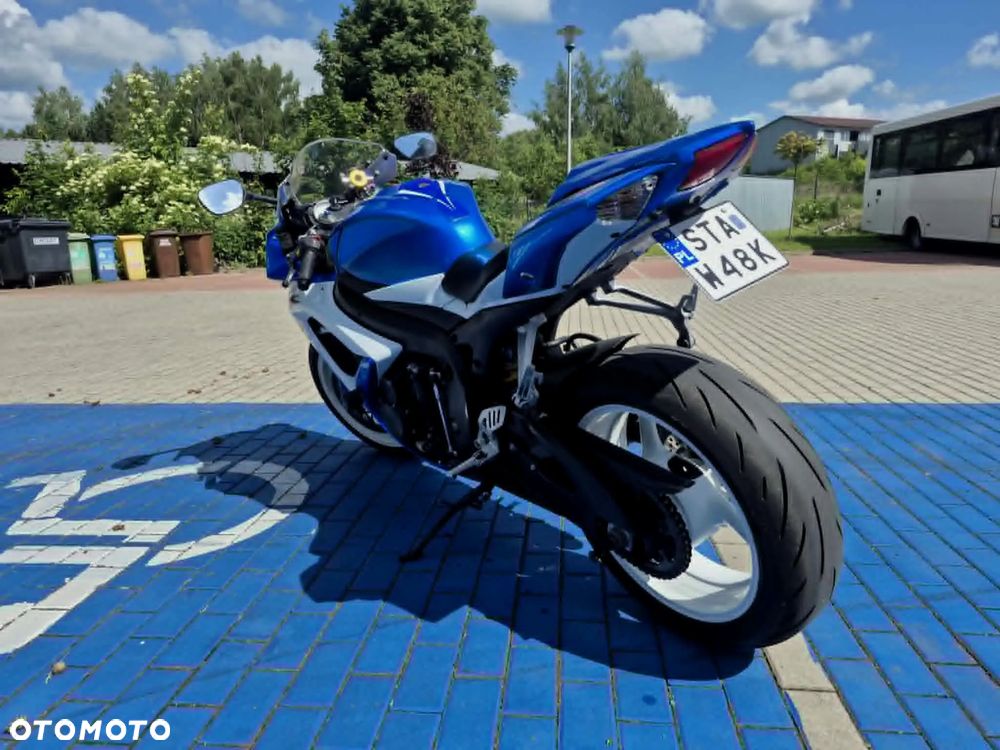 Suzuki GSX-R - 4