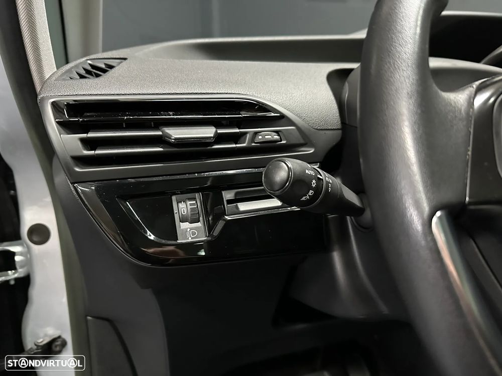 Citroën C4 Picasso 1.6 e-HDi Collection ETG6 J17 - 35