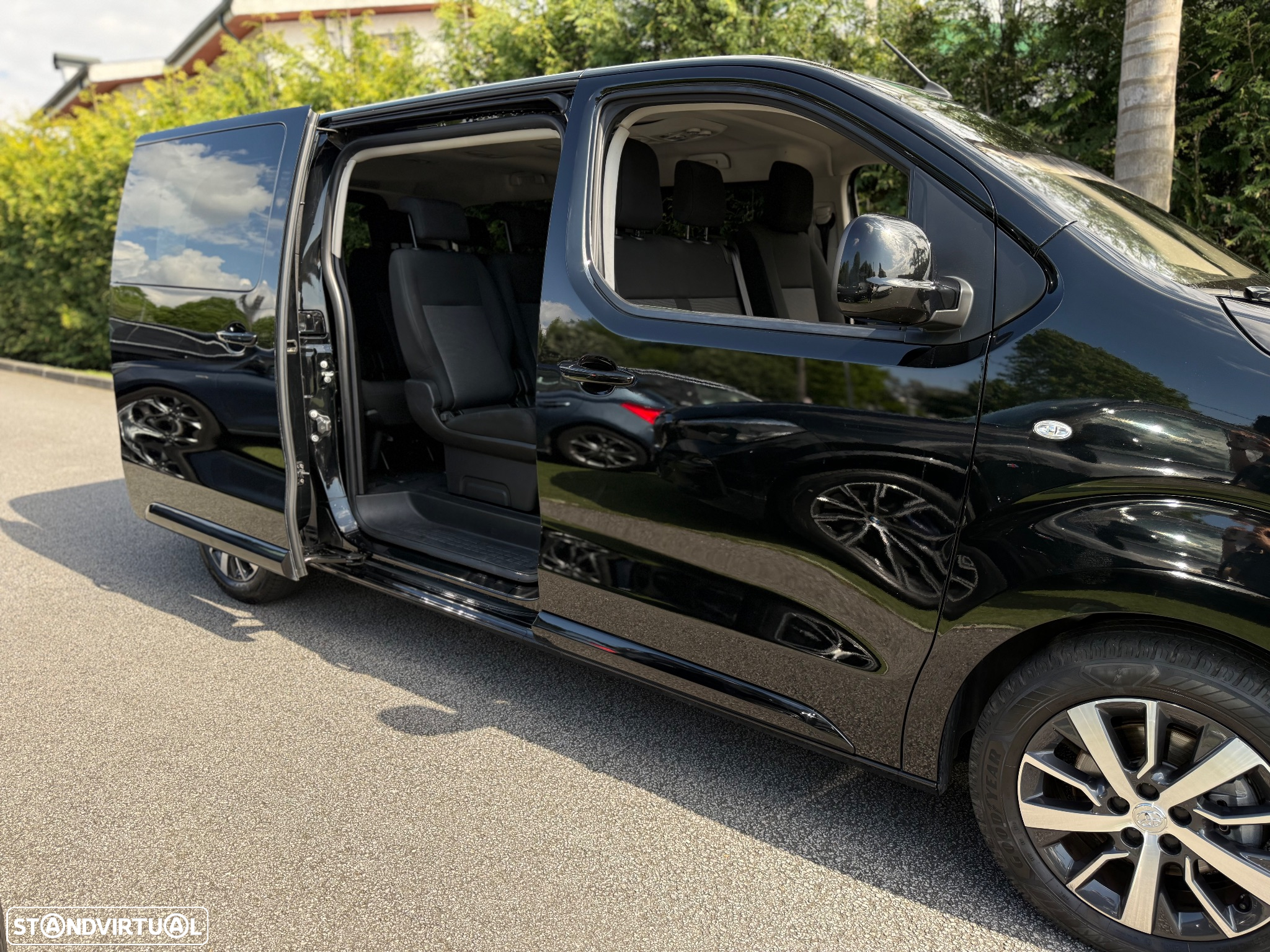 Toyota Proace Verso 1.5 D-4D L2 1.0T Exclusive 9L - 21