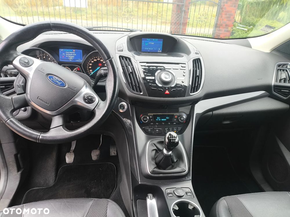 Ford Kuga - 19