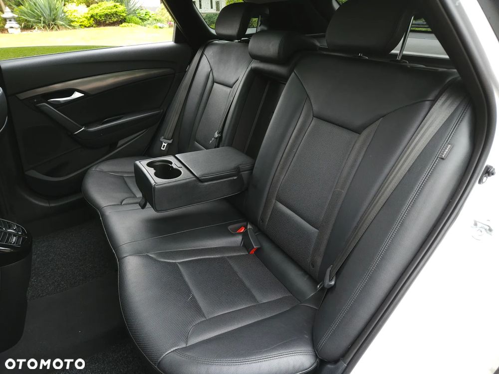 Hyundai i40 1.7 CRDi BlueDrive Premium DCT - 36