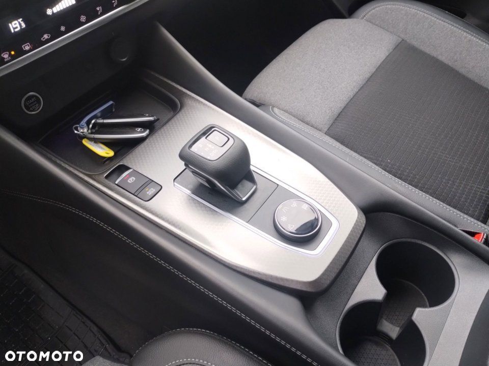 Nissan Qashqai 1.3 DIG-T mHEV 4x4 N-Connecta Xtronic - 20