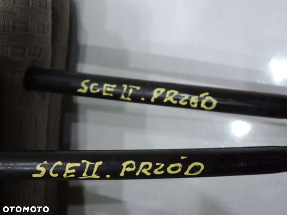 ZAGŁÓWEK ZAGŁÓWKI PRZÓD RENAULT SCENIC II - 3