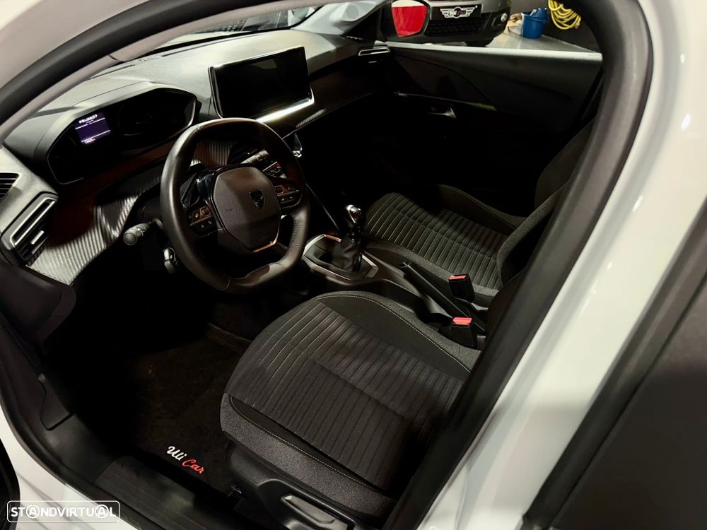 Peugeot 208 1.2 PureTech Active - 18