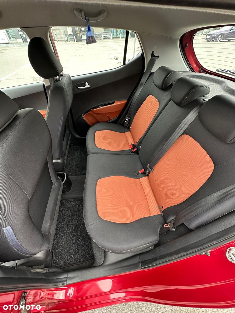 Hyundai i10 1.2 Premium - 17