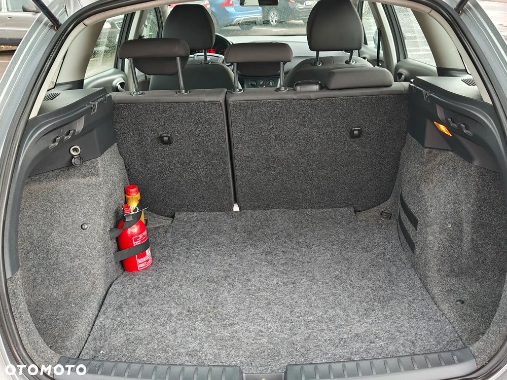 Seat Ibiza 1.4 16V Passion - 16
