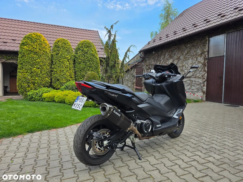 Yamaha Tmax - 13