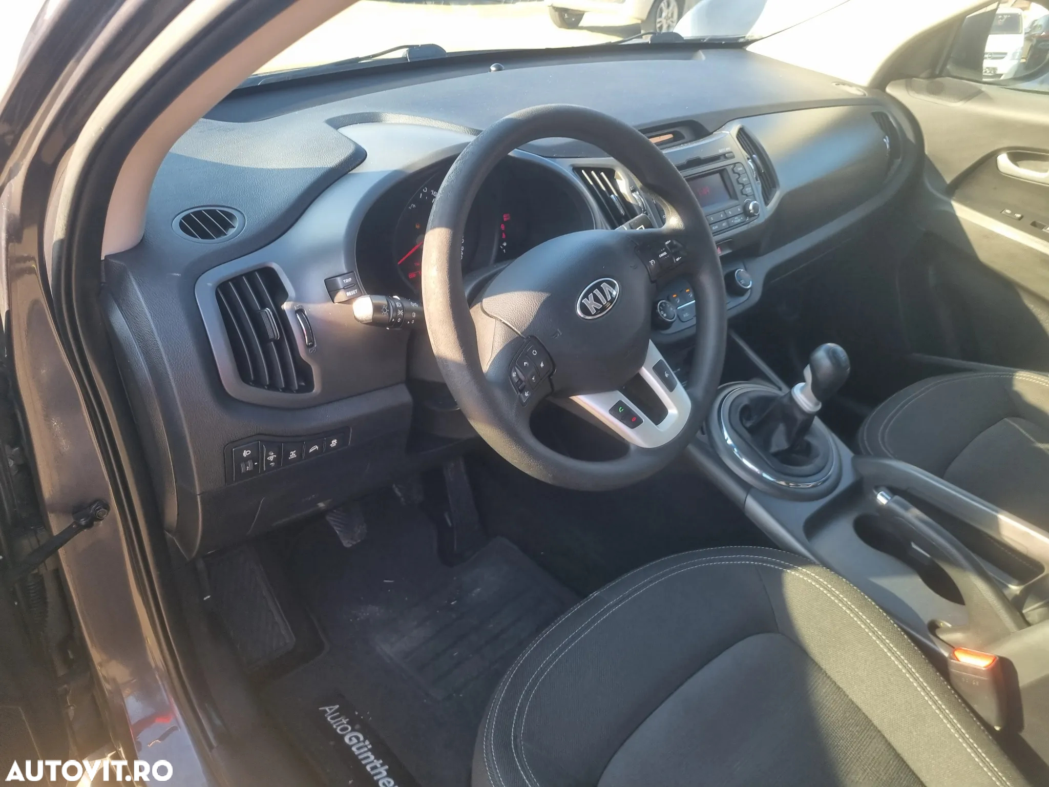 Kia Sportage 2,0 CRDI AWD Dream-Team Edition - 16