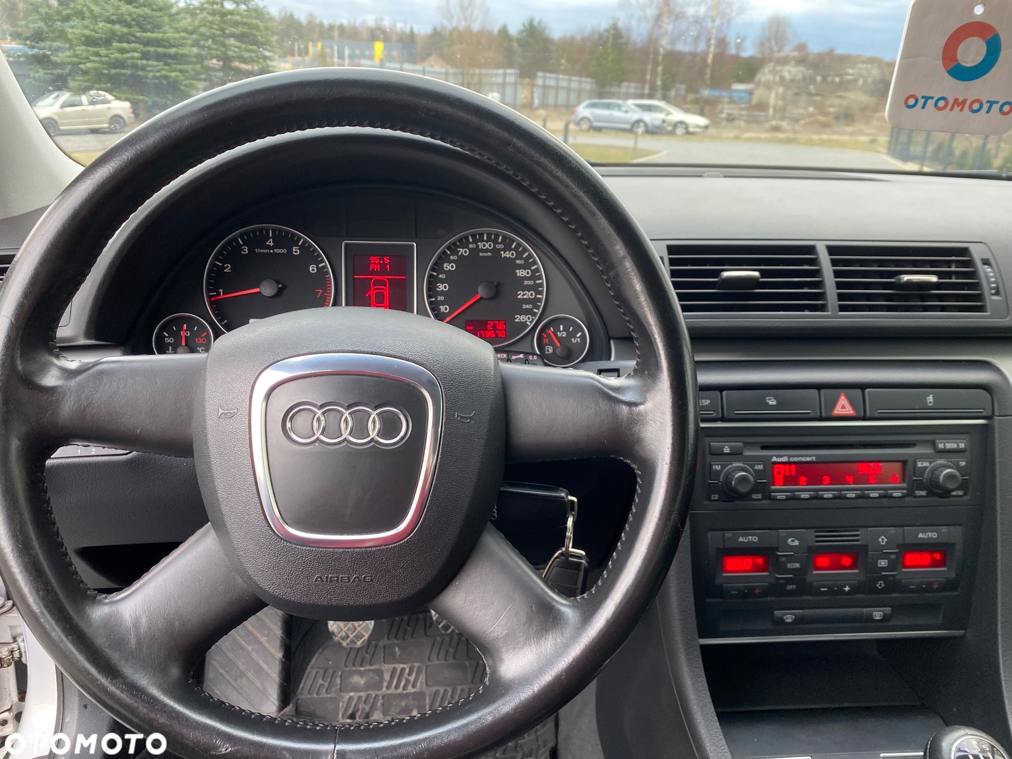 Audi A4 1.6 - 23