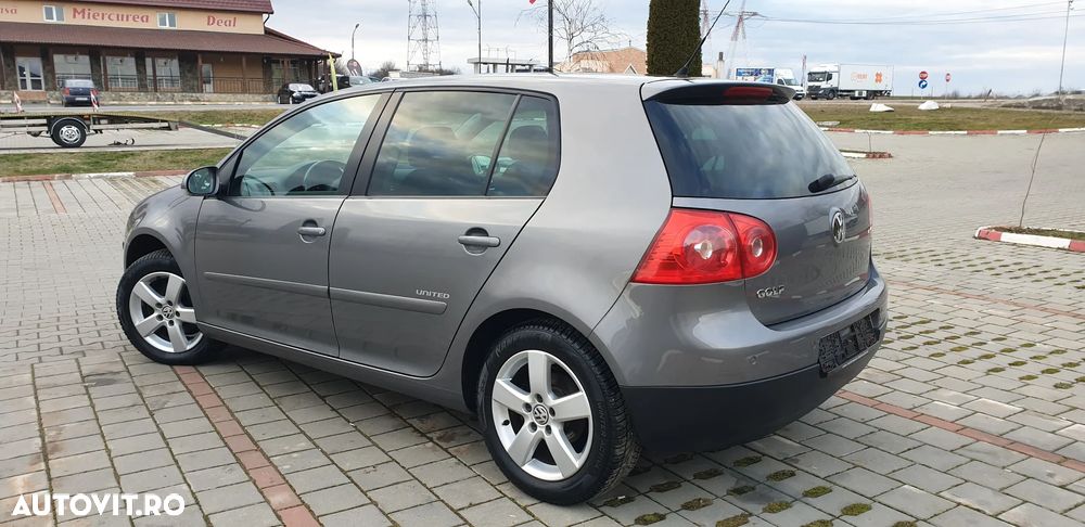 Volkswagen Golf 1.6 United - 4