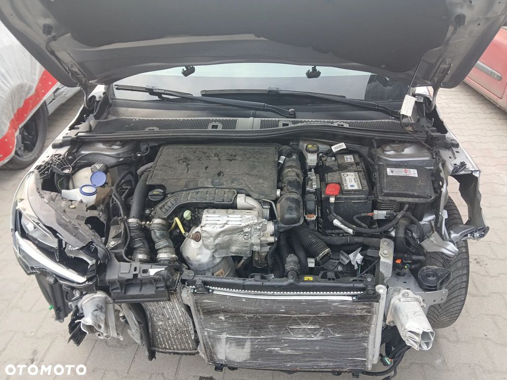 Opel Corsa 1.2 Direct Injection Turbo Start/Stop Elegance - 13