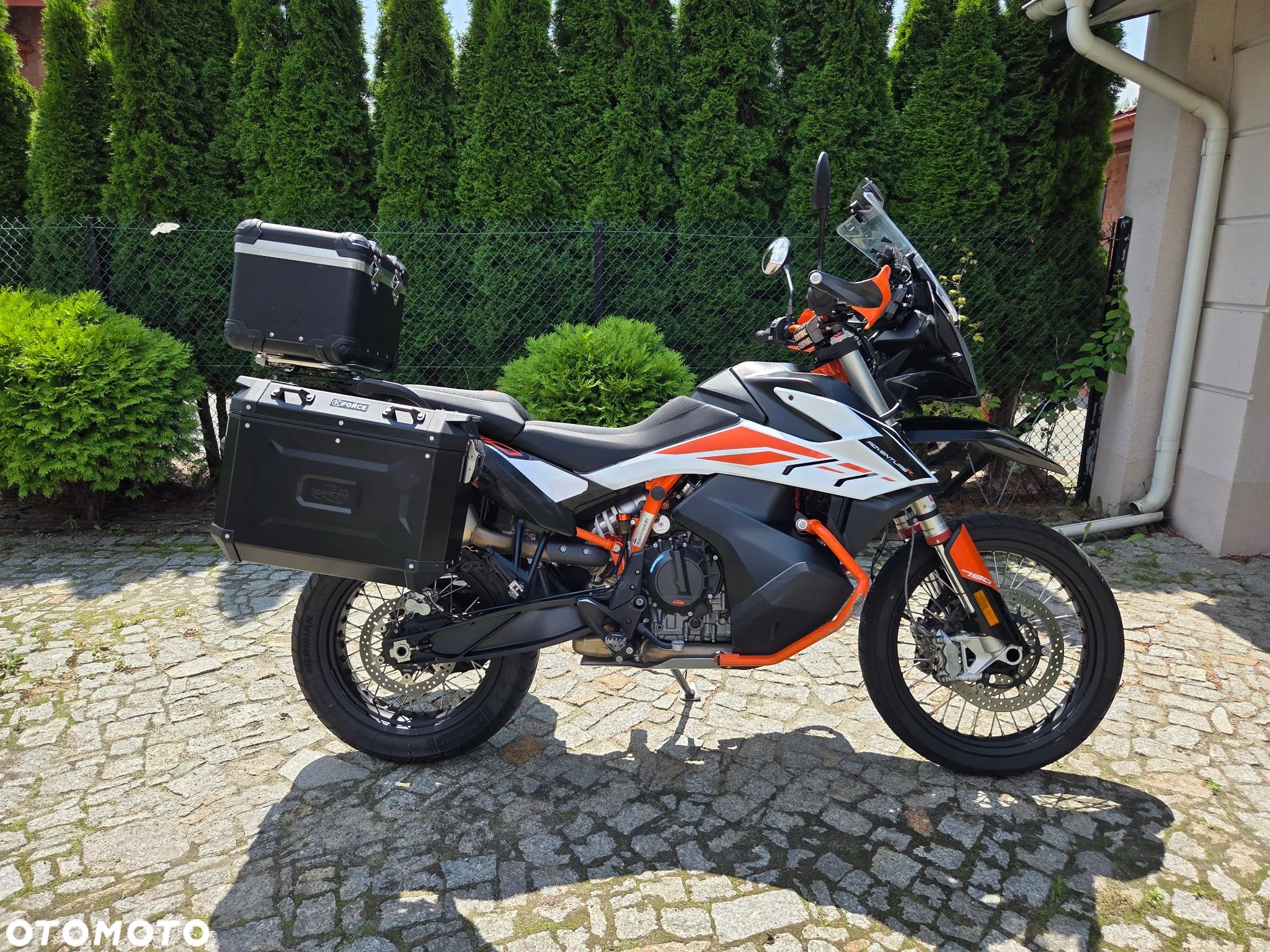 KTM Adventure