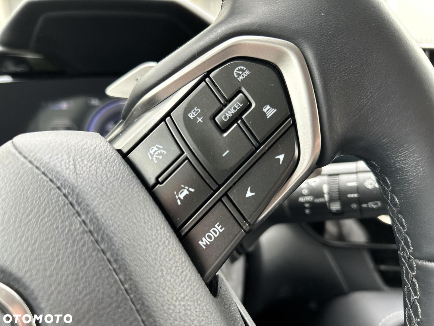 Lexus NX - 14
