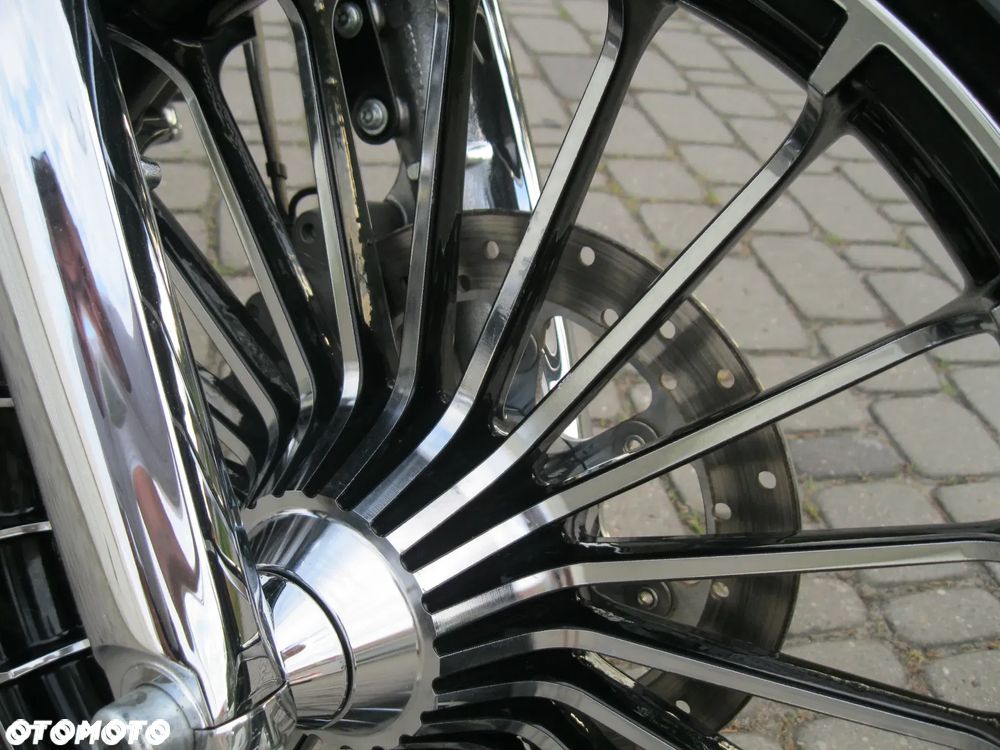 Harley-Davidson FXSB Breakout - 21
