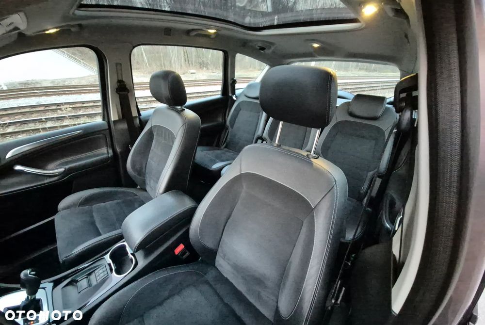 Ford S-Max 2.2 TDCi DPF Durashift-6-tronic Titanium - 36