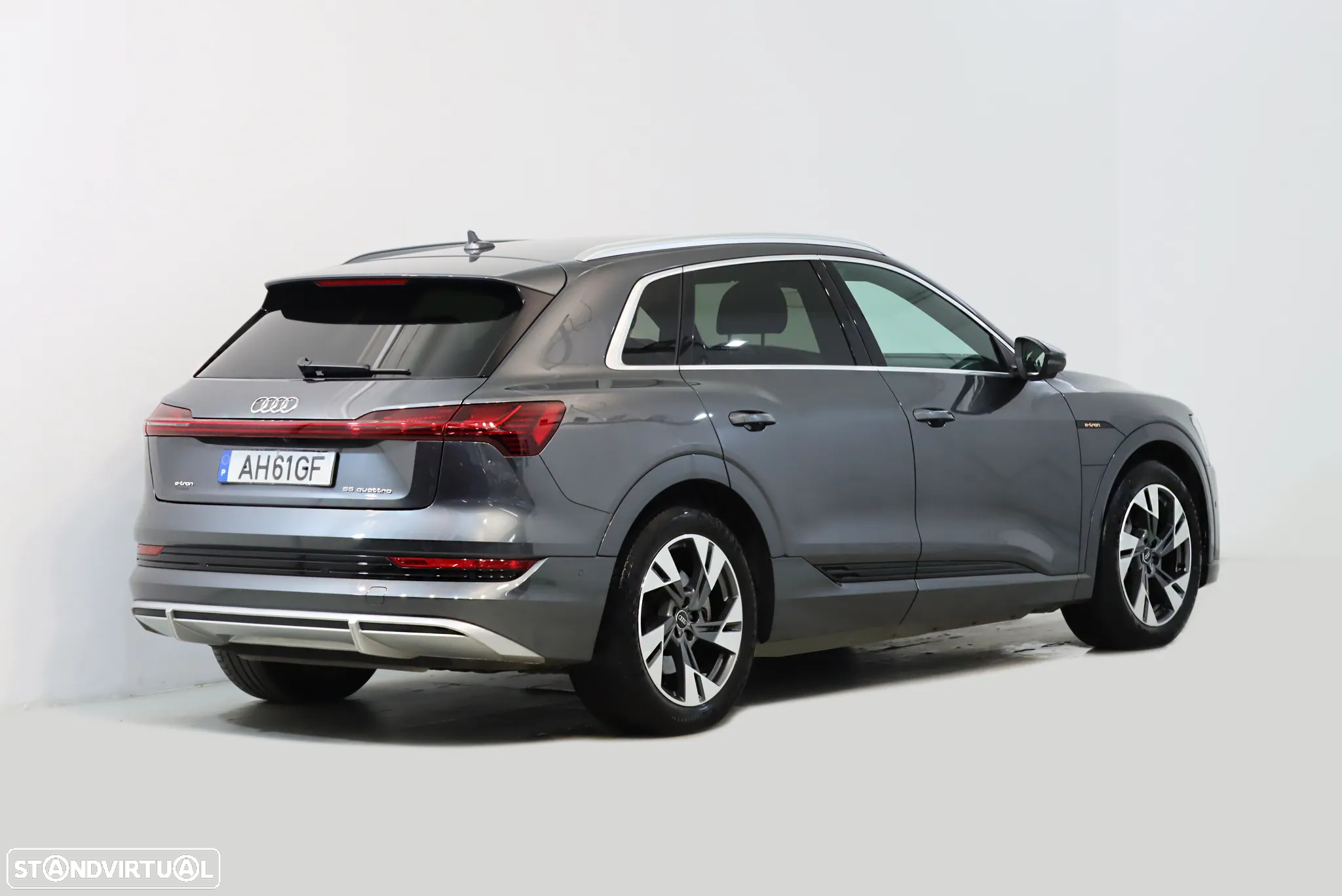 Audi e-tron 55 quattro S line - 2