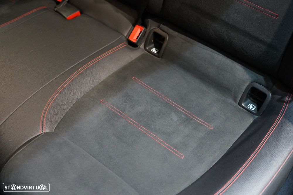 Mercedes-Benz A 180 d AMG Line Aut. - 36