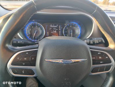 Chrysler Pacifica - 7