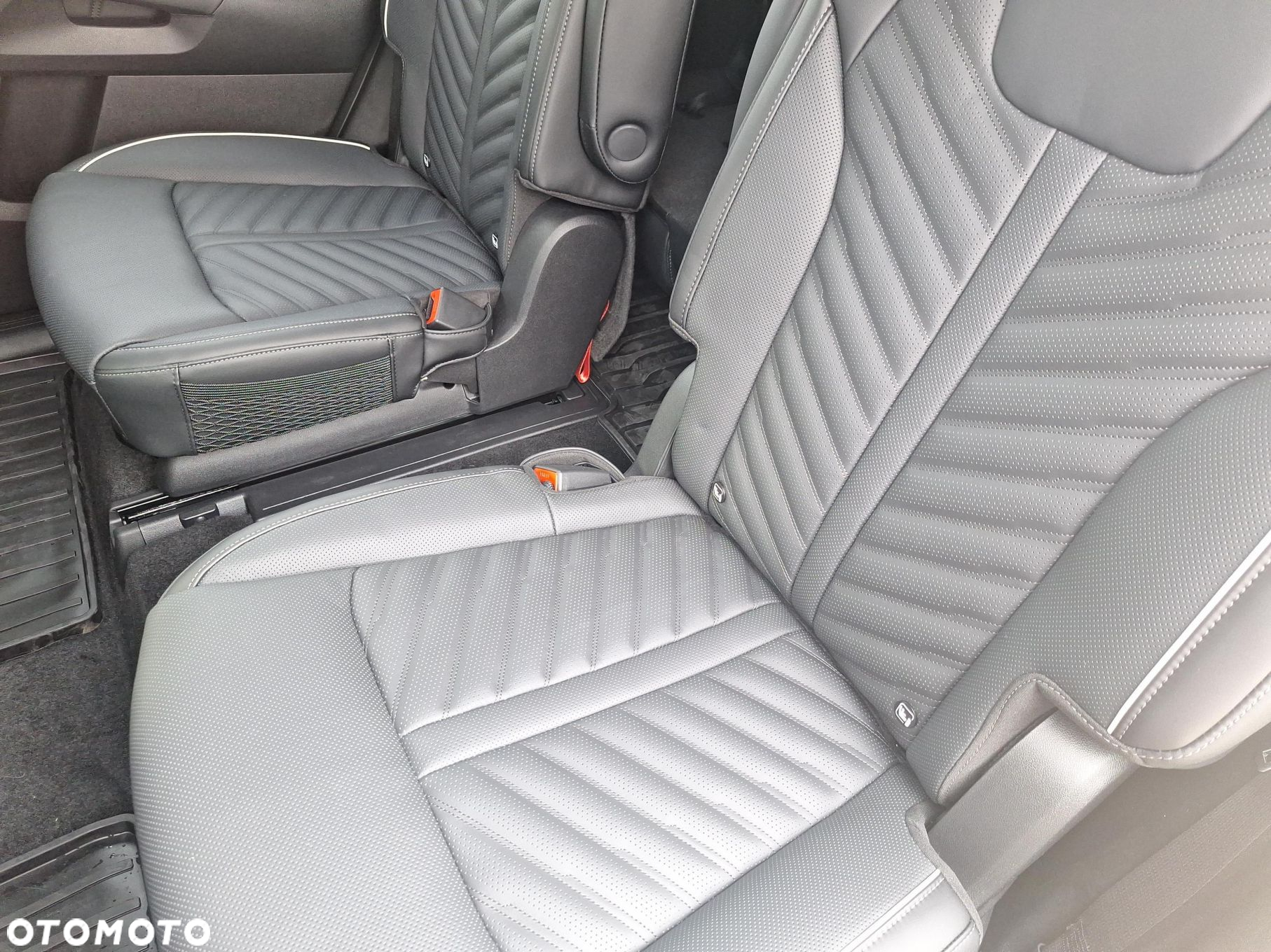 Kia Sorento - 14