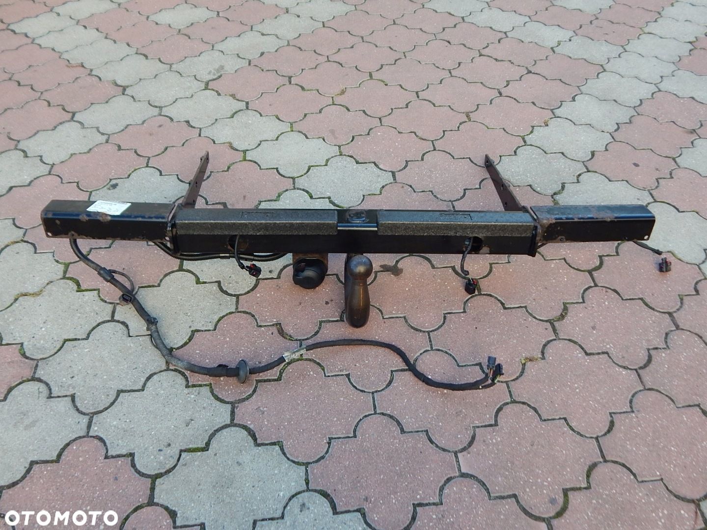 VW T5 T5 LIFT hak holowniczy instalacja WESTFALIA 7H0803881D - 1