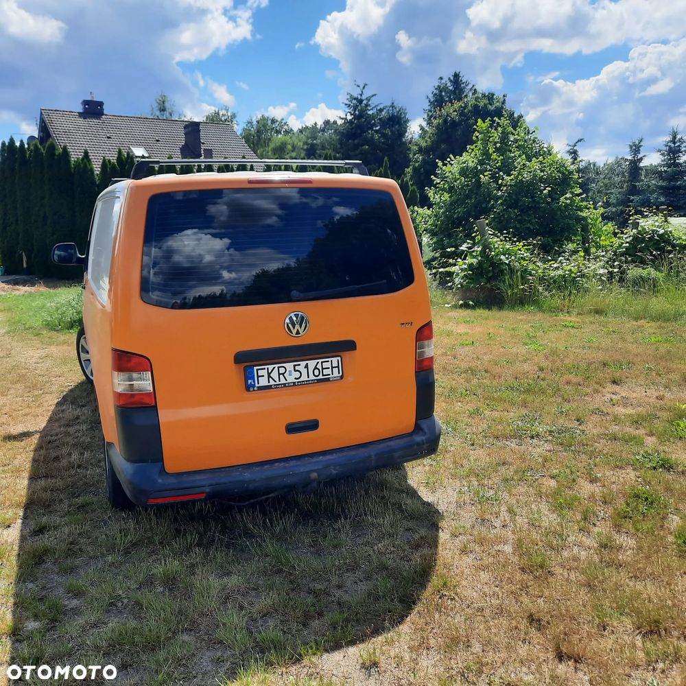 Volkswagen Transporter T5 - 5
