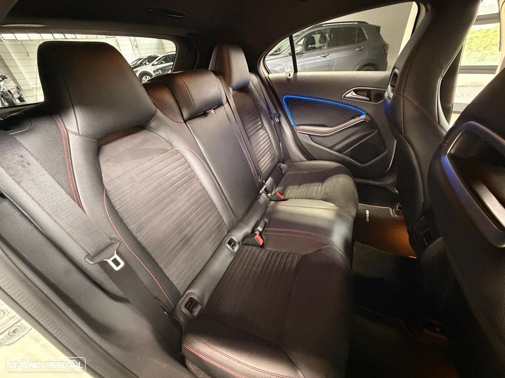 Mercedes-Benz A 180 d 7G-DCT AMG Line - 11