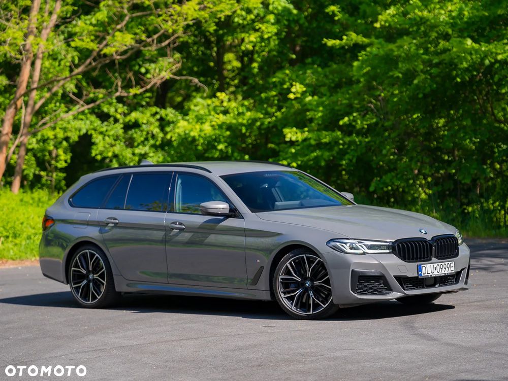 BMW Seria 5 540d xDrive mHEV M Sport sport - 26