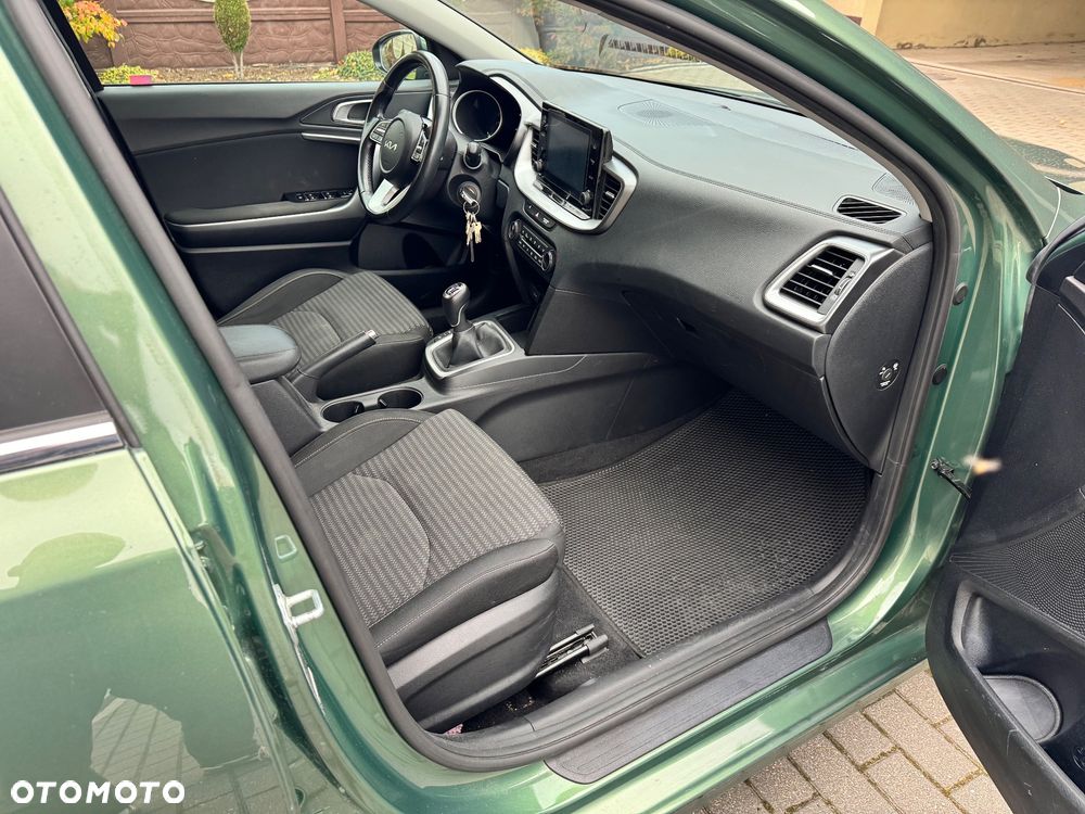 Kia Ceed - 17