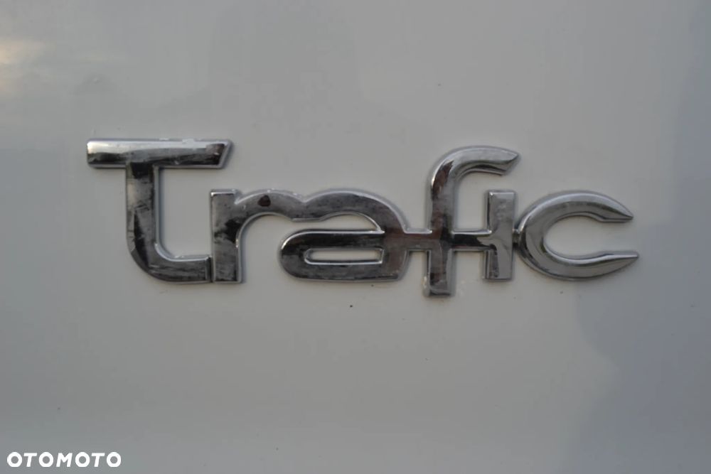 Renault Trafic - 23