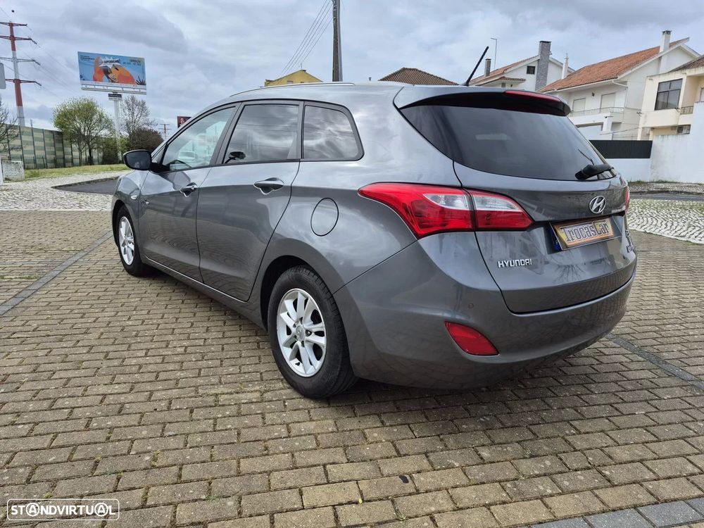 Hyundai i30 SW 1.4 CRDi Blue Active - 6