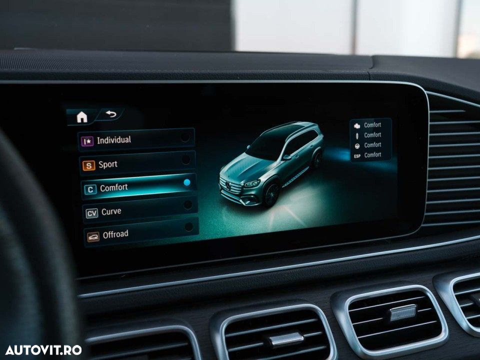 Mercedes-Benz GLS - 28