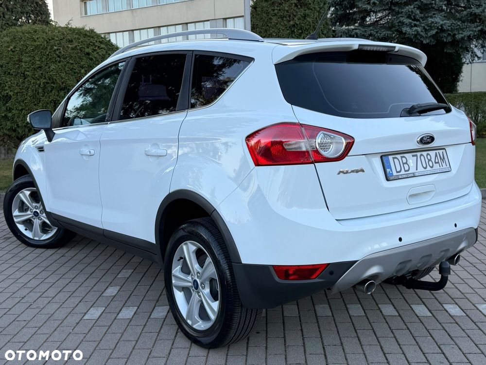 Ford Kuga - 32