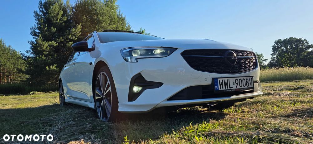 Opel Insignia - 1