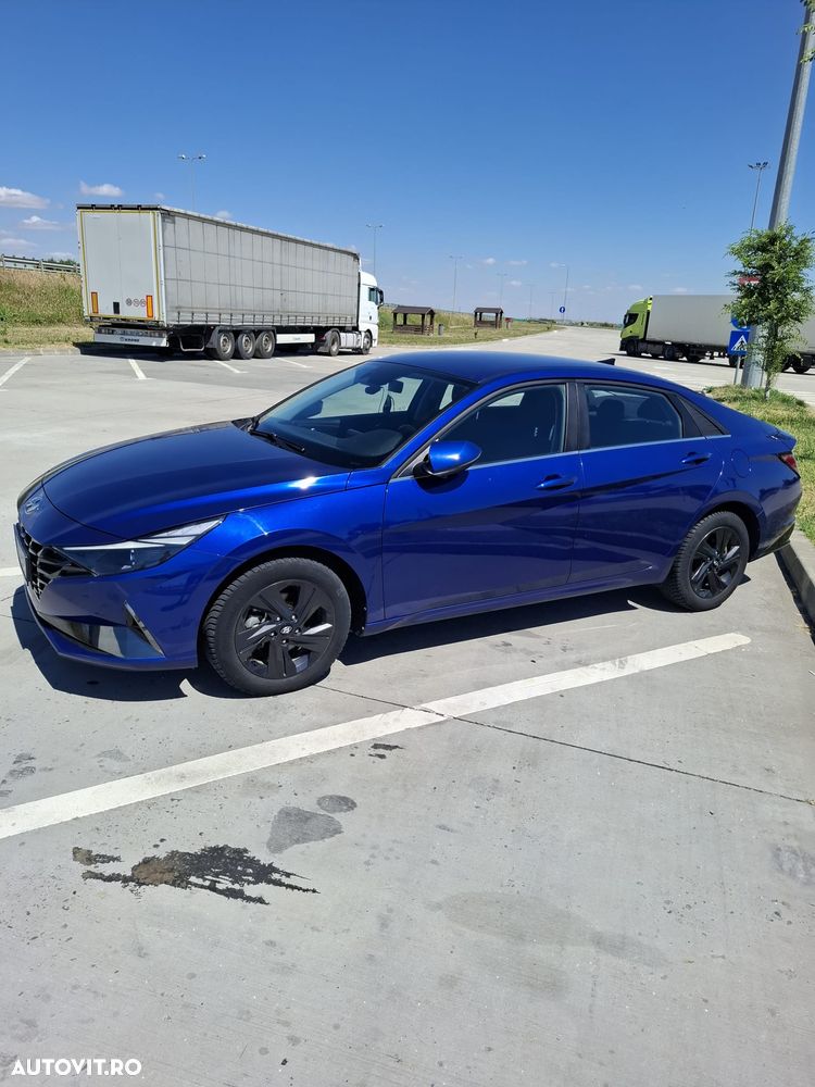 Hyundai Elantra 1.6 l 123 CP CVT Highway - 1
