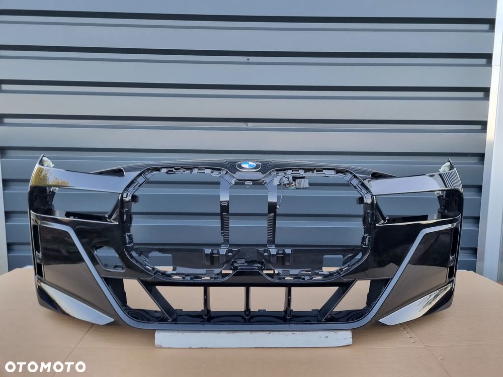 BMW 7 i7 G70 M-PAKIET 2022- zderzak przód oryginał MC225 - 1