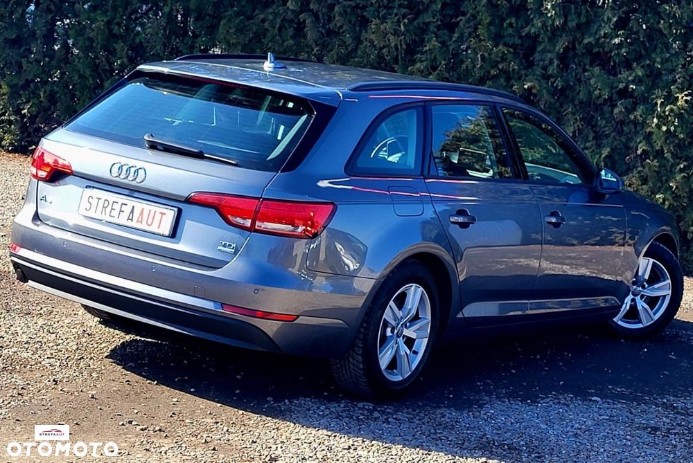 Audi A4 Avant - 4