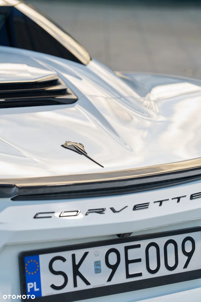 Chevrolet Corvette - 13
