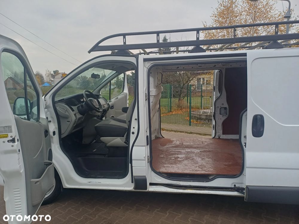 Renault Trafic - 13