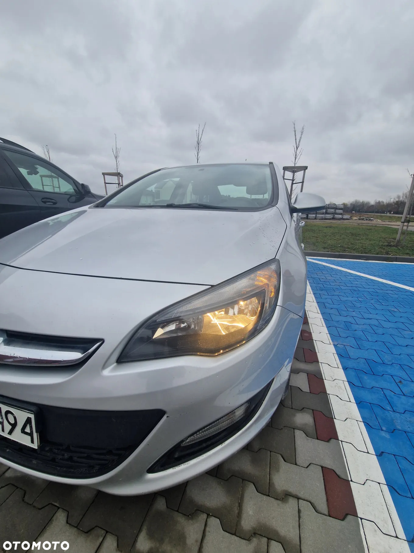 Opel Astra IV 1.4 T Active - 3