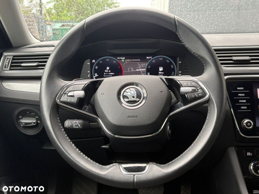 Skoda Superb 2.0 TDI SCR Style DSG - 10