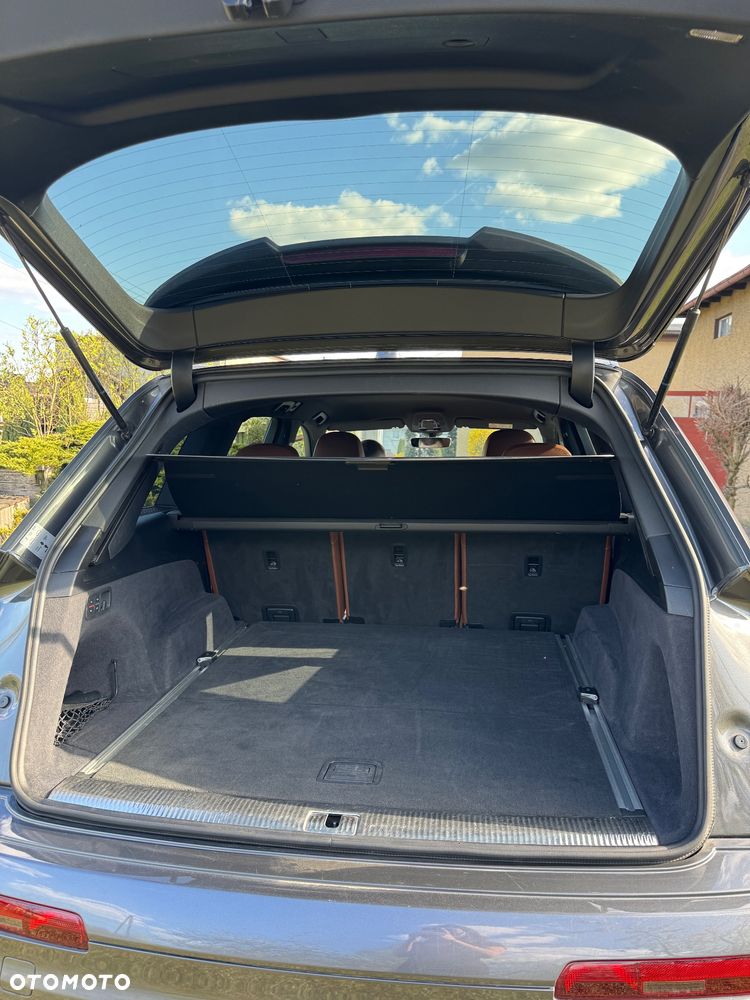 Audi Q7 50 TDI mHEV Quattro S Line Tiptr - 9