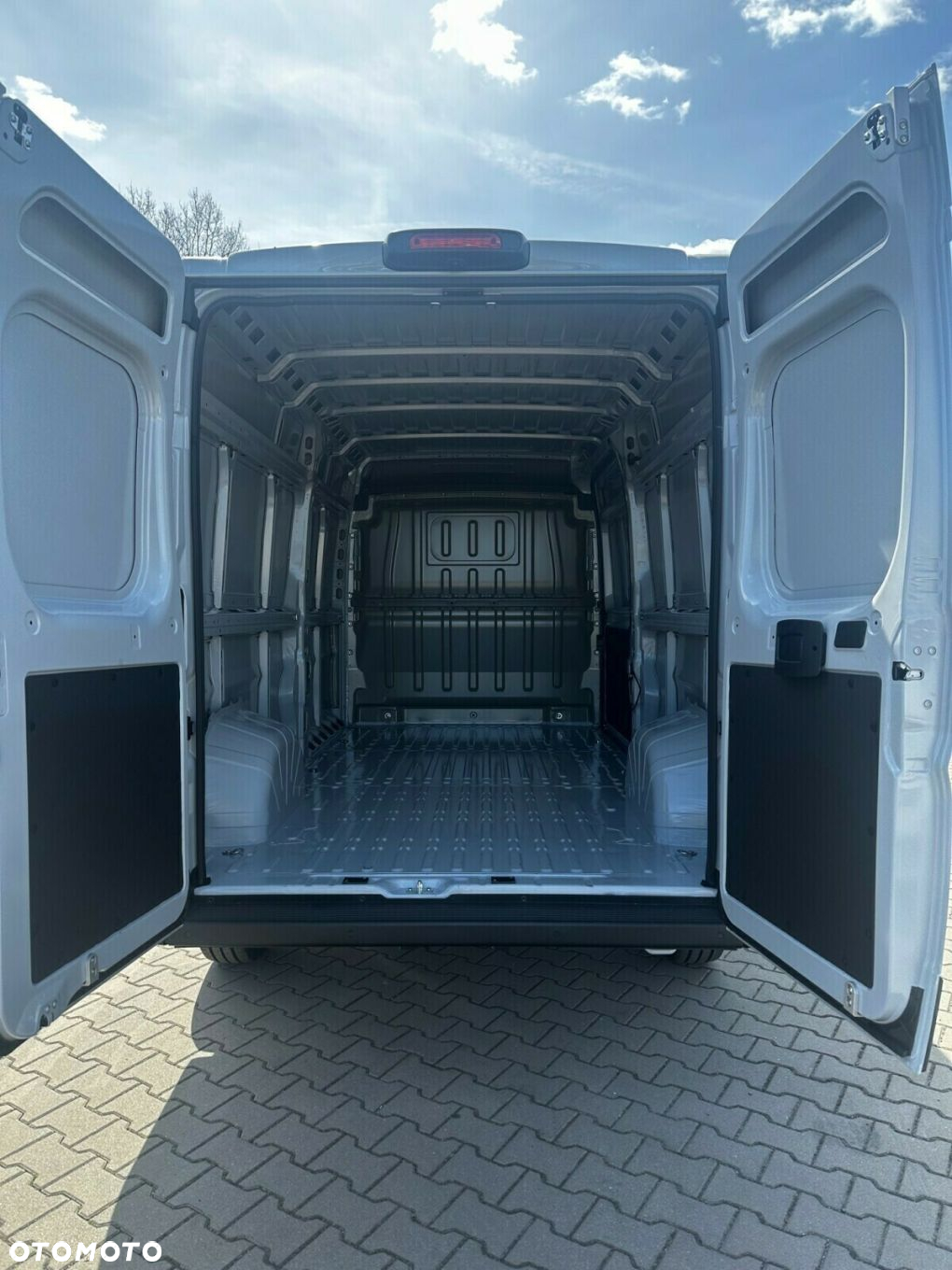 Citroën Jumper Furgon L3H2 2.2 Diesel 140KM MT6 DMC 3.3t - 5