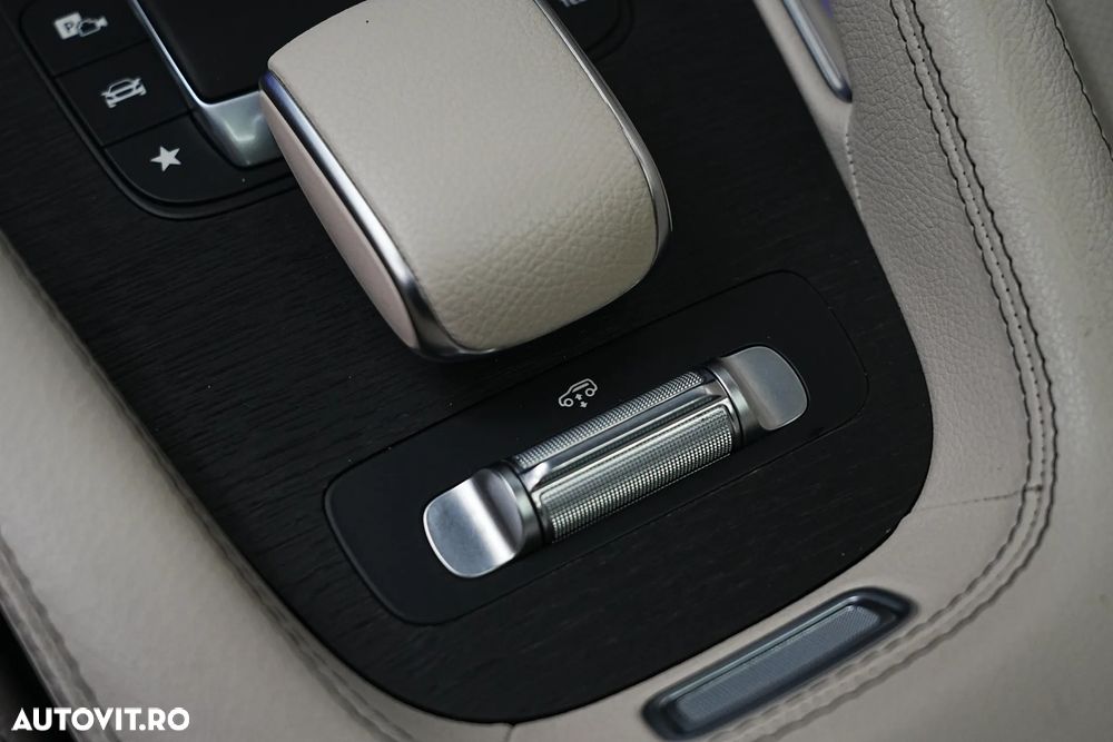 Mercedes-Benz GLE 350 de 4Matic 9G-TRONIC AMG Line - 39