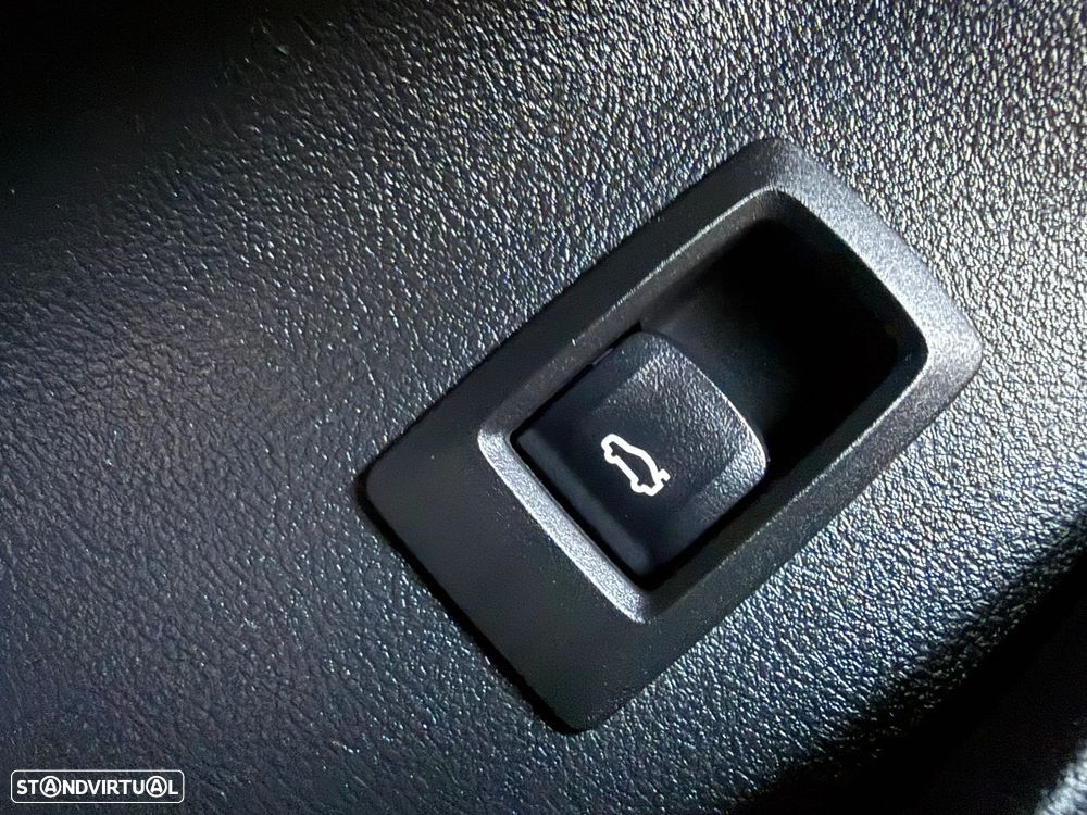 BMW 420 Gran Coupé d Pack Desportivo M Auto - 47